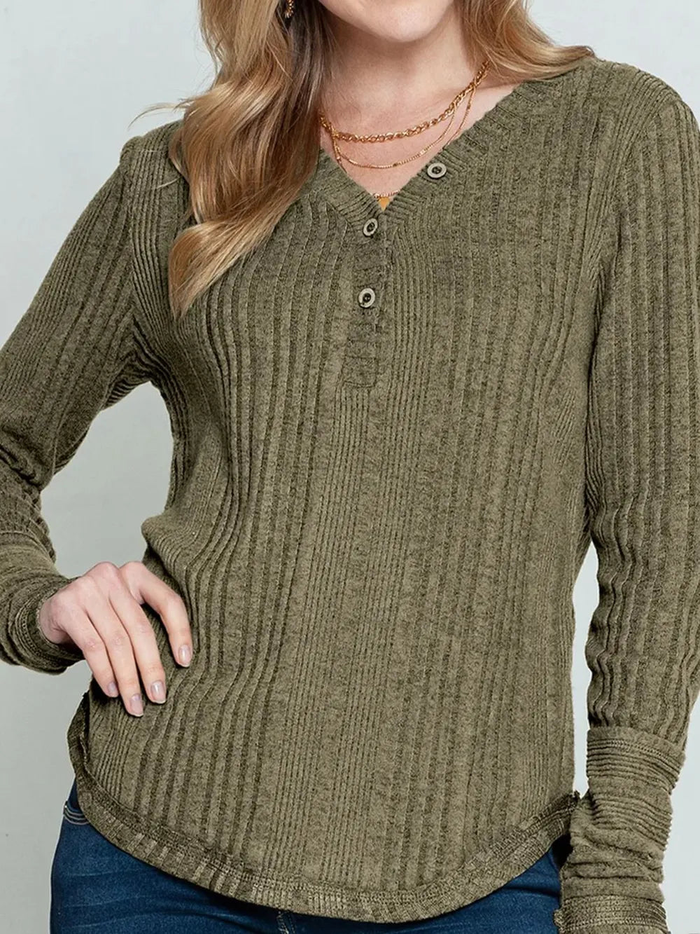 V-neck button loose long sleeved T-shirt top